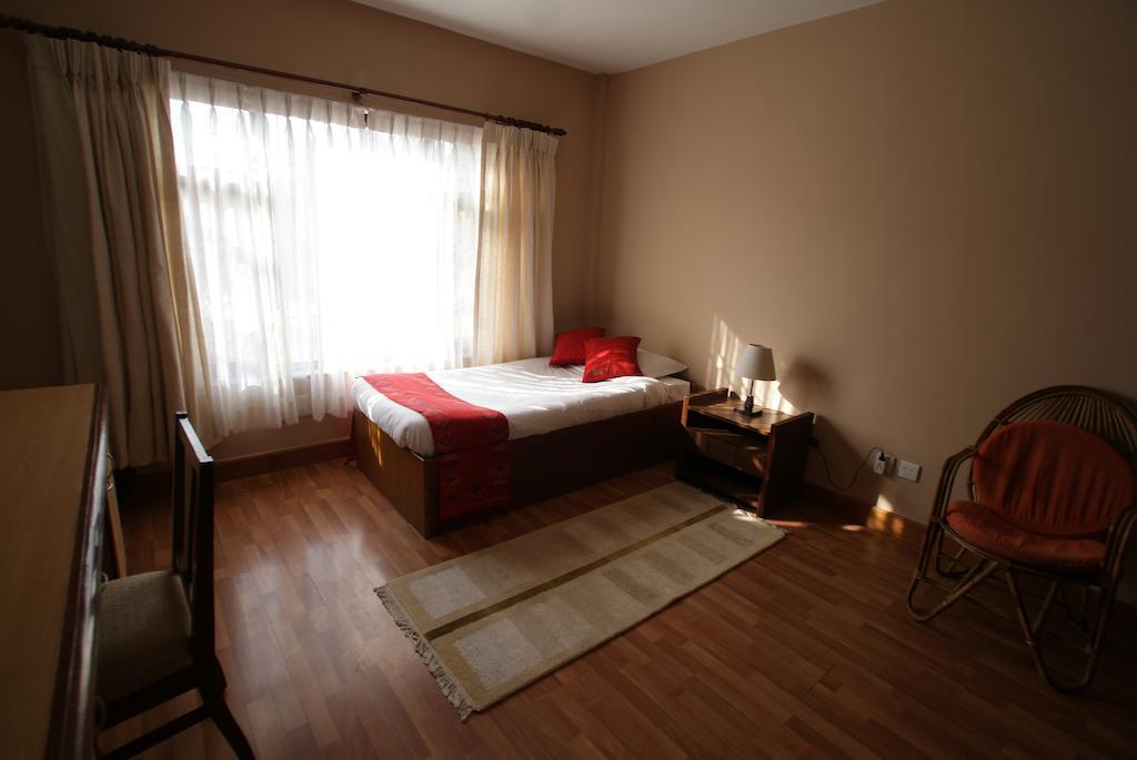 Rokpa Guest House Катманду Экстерьер фото